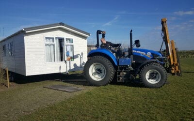 Gisteren vier chalets geplaatst op het nieuwe chaletveld.